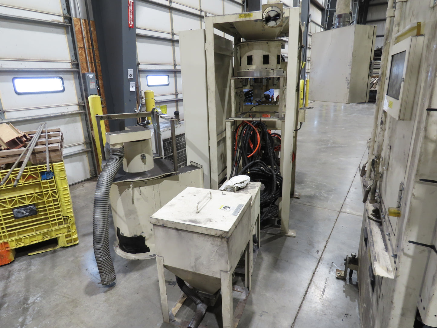 Fuji Pneuma-Blaster Automatic Rotary Air Blower Shot Blaster & Dust Collector