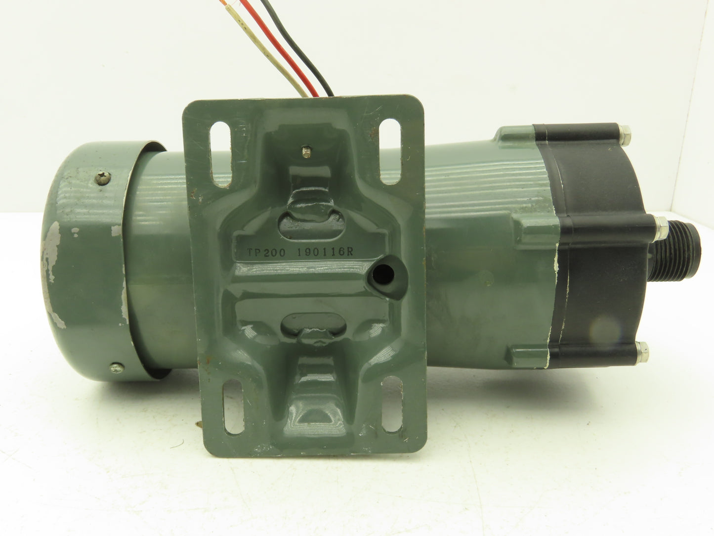 Iwaki MD-100RM Magnetic Drive Water Pump 1" Poly Plastic 220V 3PH 135 L/min