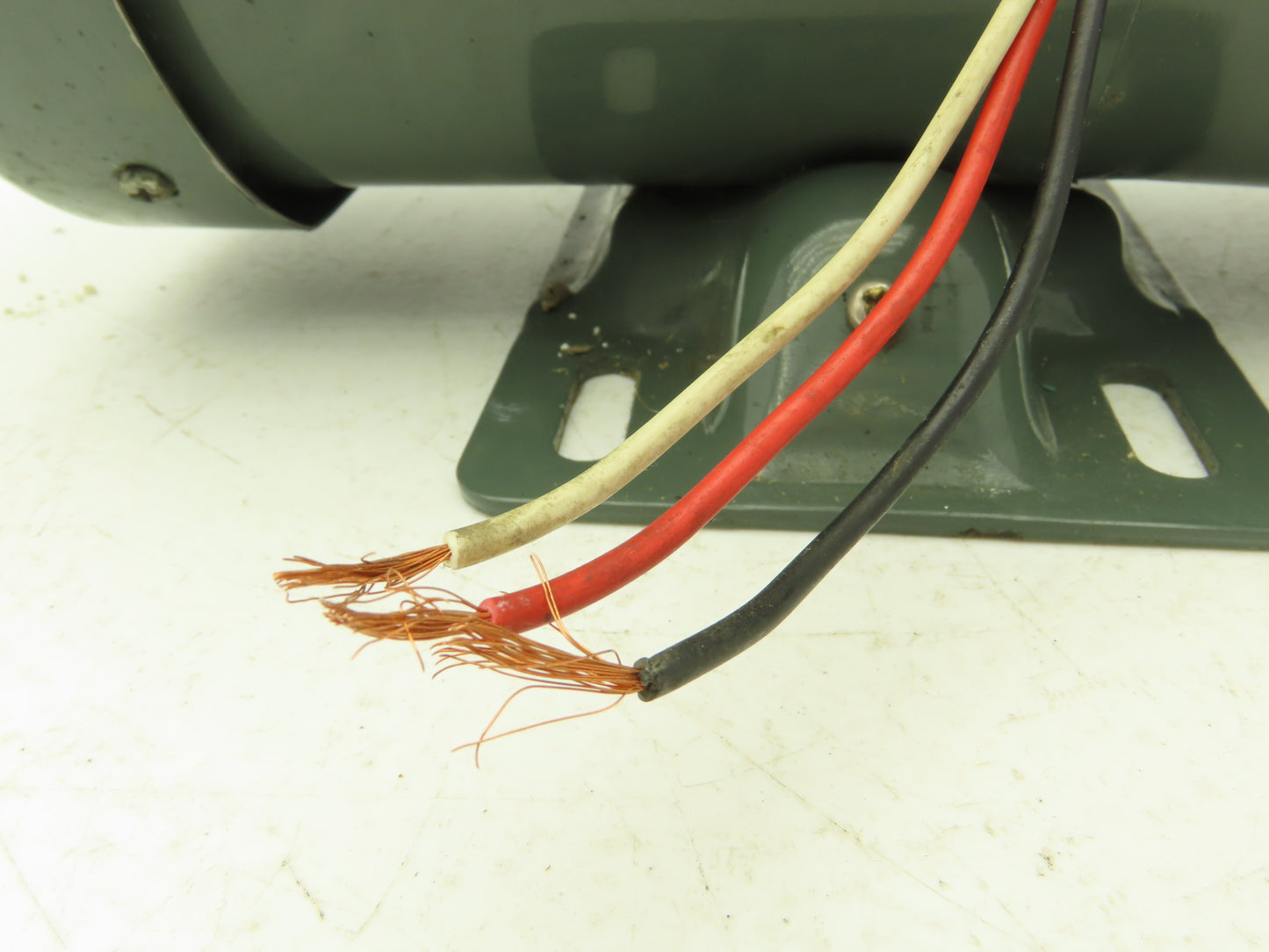 Iwaki MD-100RM Magnetic Drive Water Pump 1" Poly Plastic 220V 3PH 135 L/min