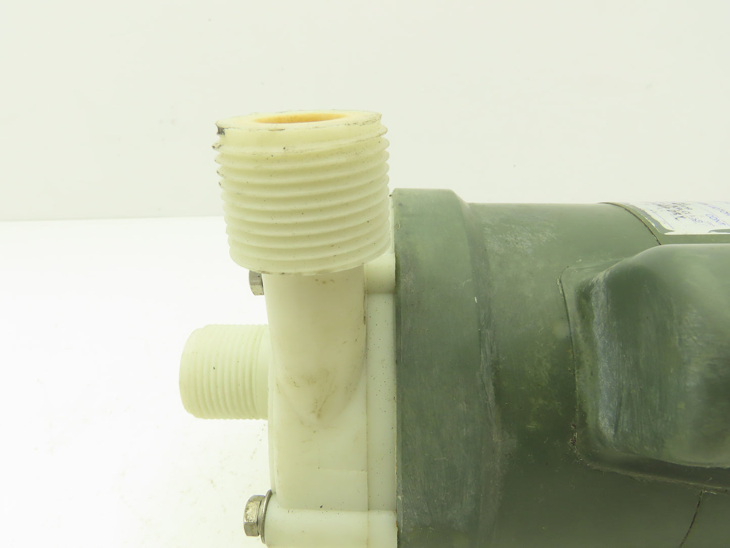 Iwaki MD-70RM Magnetic Drive Water Pump 1"Poly Plastic 220V 3PH 97 L/min