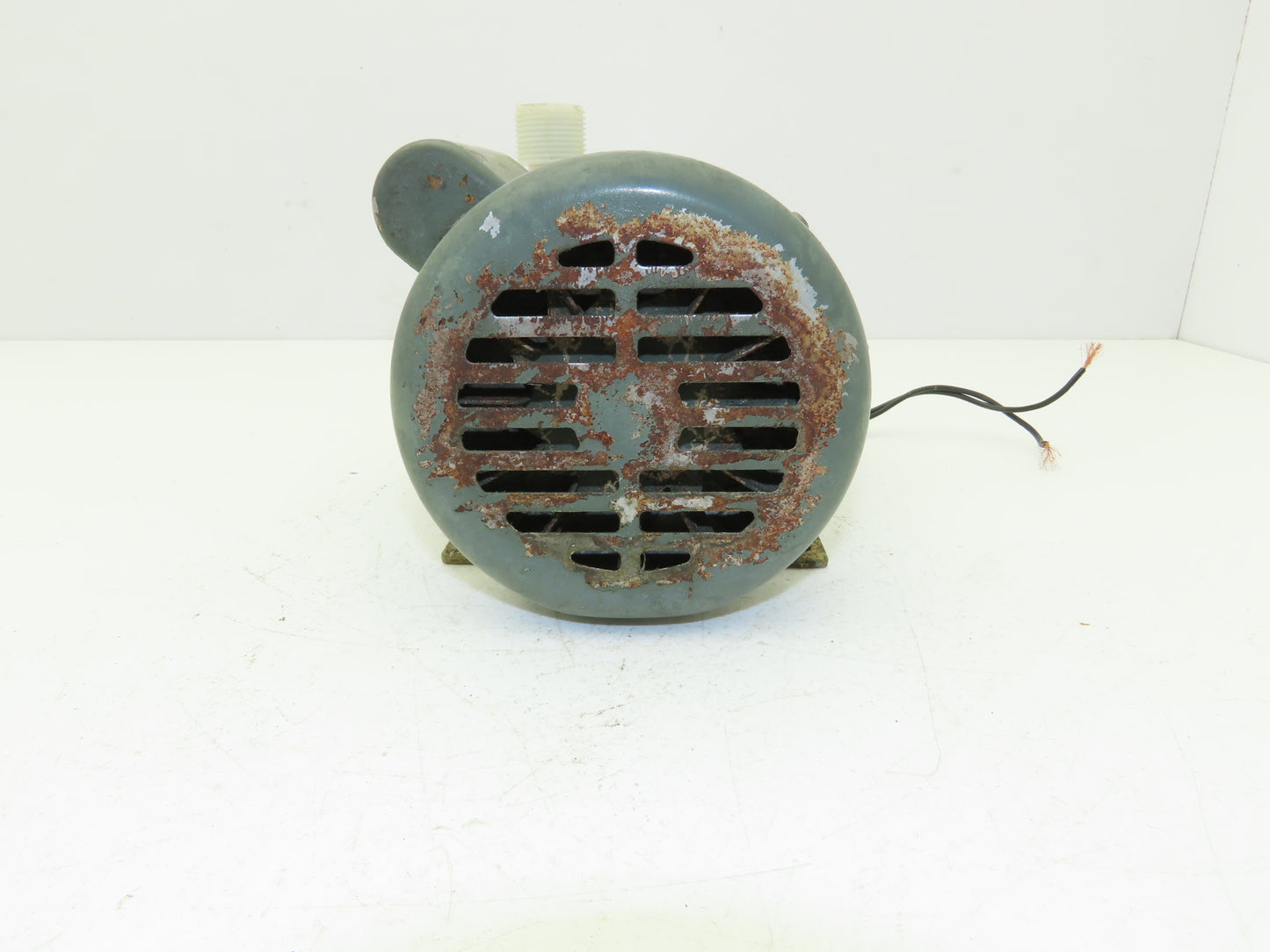 Iwaki MD-70RM Magnetic Drive Water Pump 1"Poly Plastic 220V 3PH 97 L/min