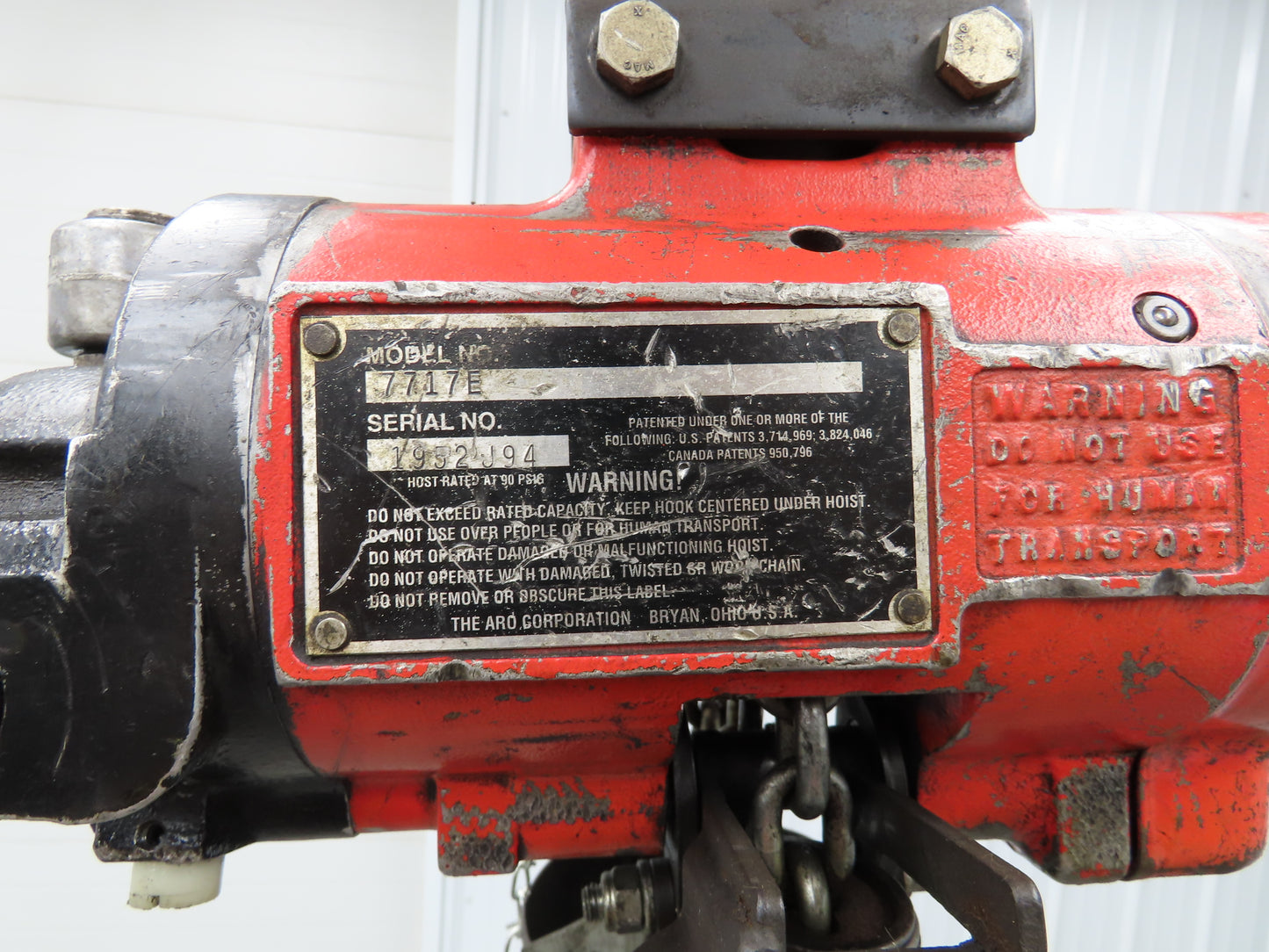Aro 7717E 1/4 Ton 500lb Pneumatic Air Chain Hoist 7' 10" Lift 10' Pull Chain