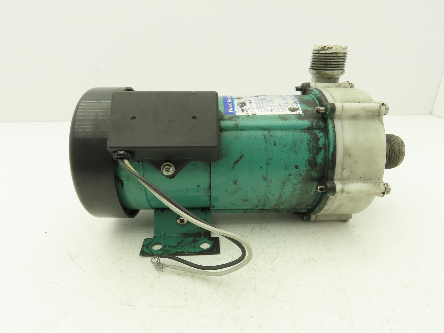 Iwaki MD-55RM Magnetic Drive Water Pump 1"Poly Plastic 220V 3PH 70 L/min