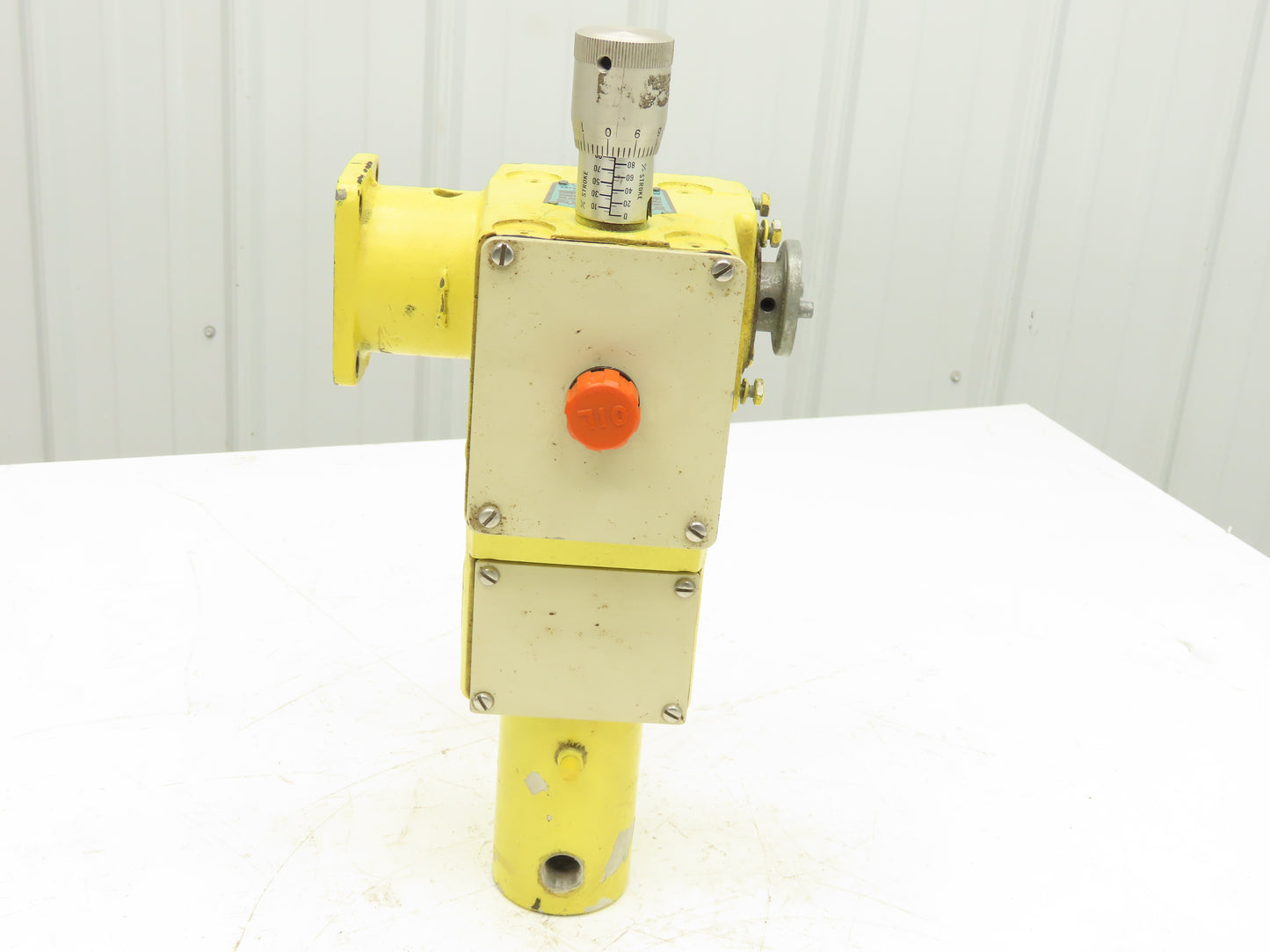 Milton Roy MDP15B07C1M31A9 Metering Pump Adjustable 4.1 GPH 1000 PSI