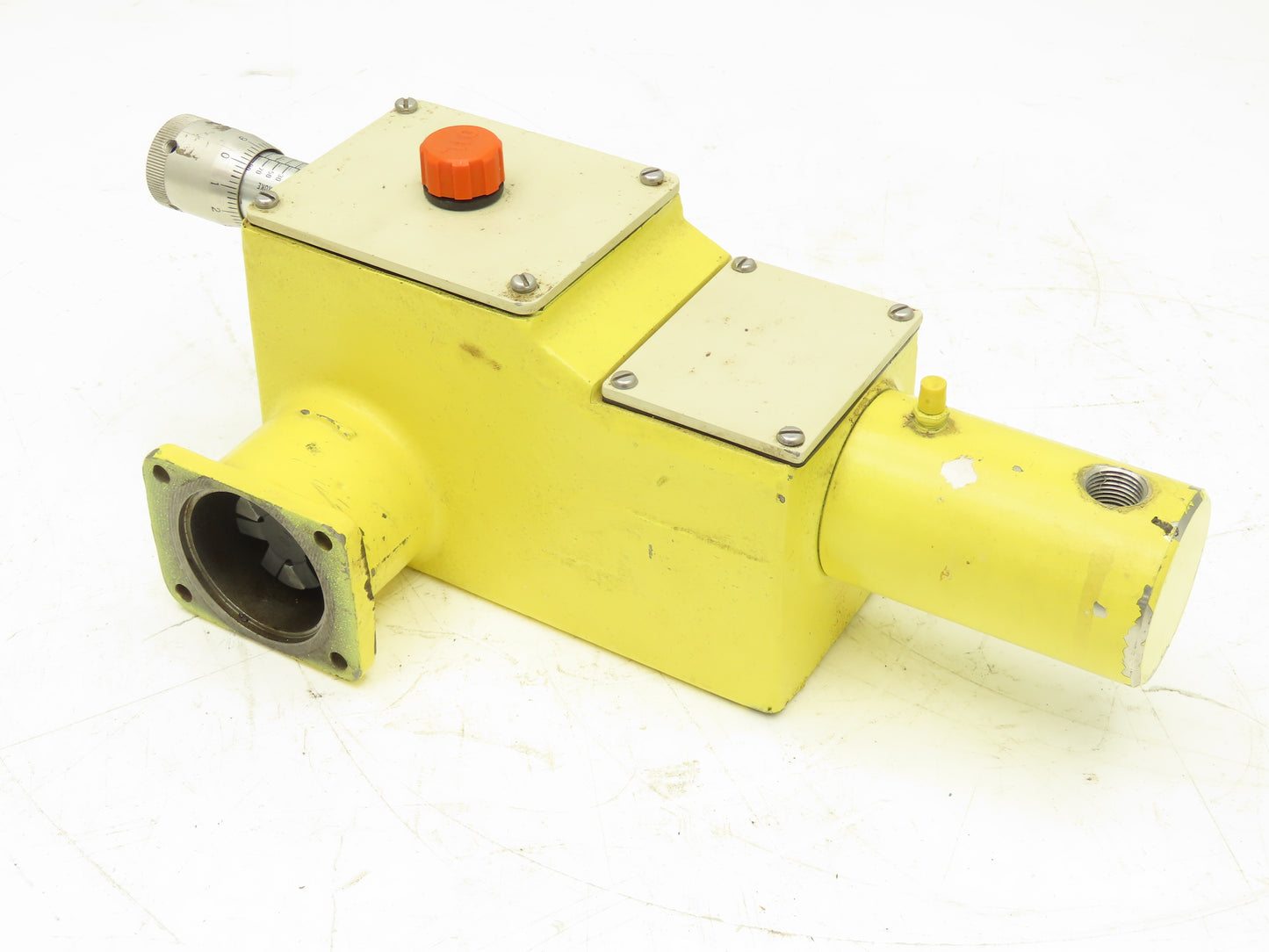 Milton Roy MDP15B07C1M31A9 Metering Pump Adjustable 4.1 GPH 1000 PSI