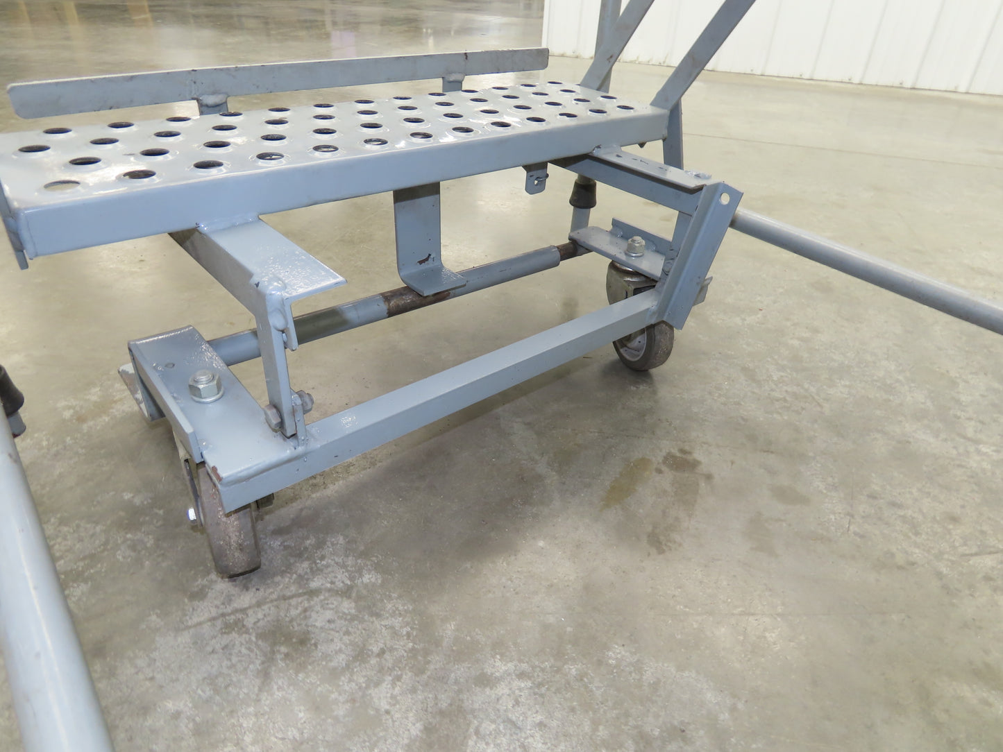 Cotterman Metal Rolling Ladder 5-Step 50"H Platform 24x7"Tread 80"H 30"W 450Lb