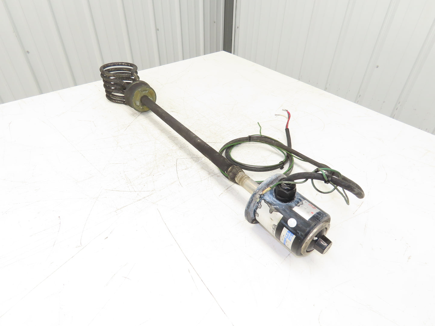 Izumi Denetsu TWSH-2340  30" Immersion Coil Water Heater 4000W 220V 3PH Flanged