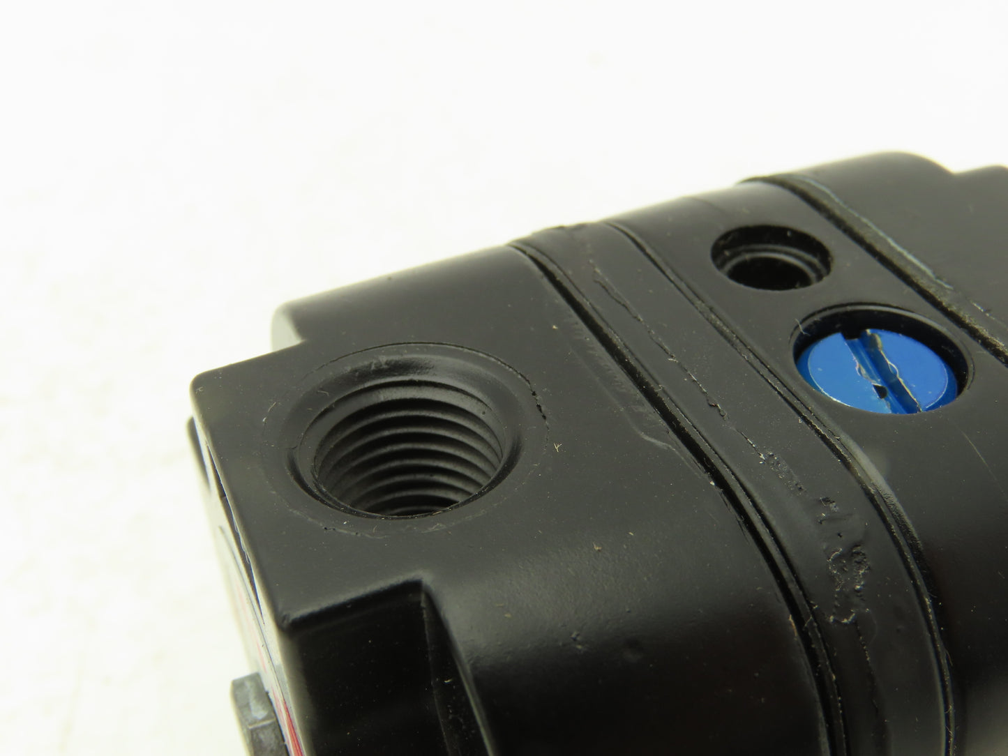 Numatics R800-02DT Pneumatic Air Precision Regulator 2-40PSI 150 PSI Max