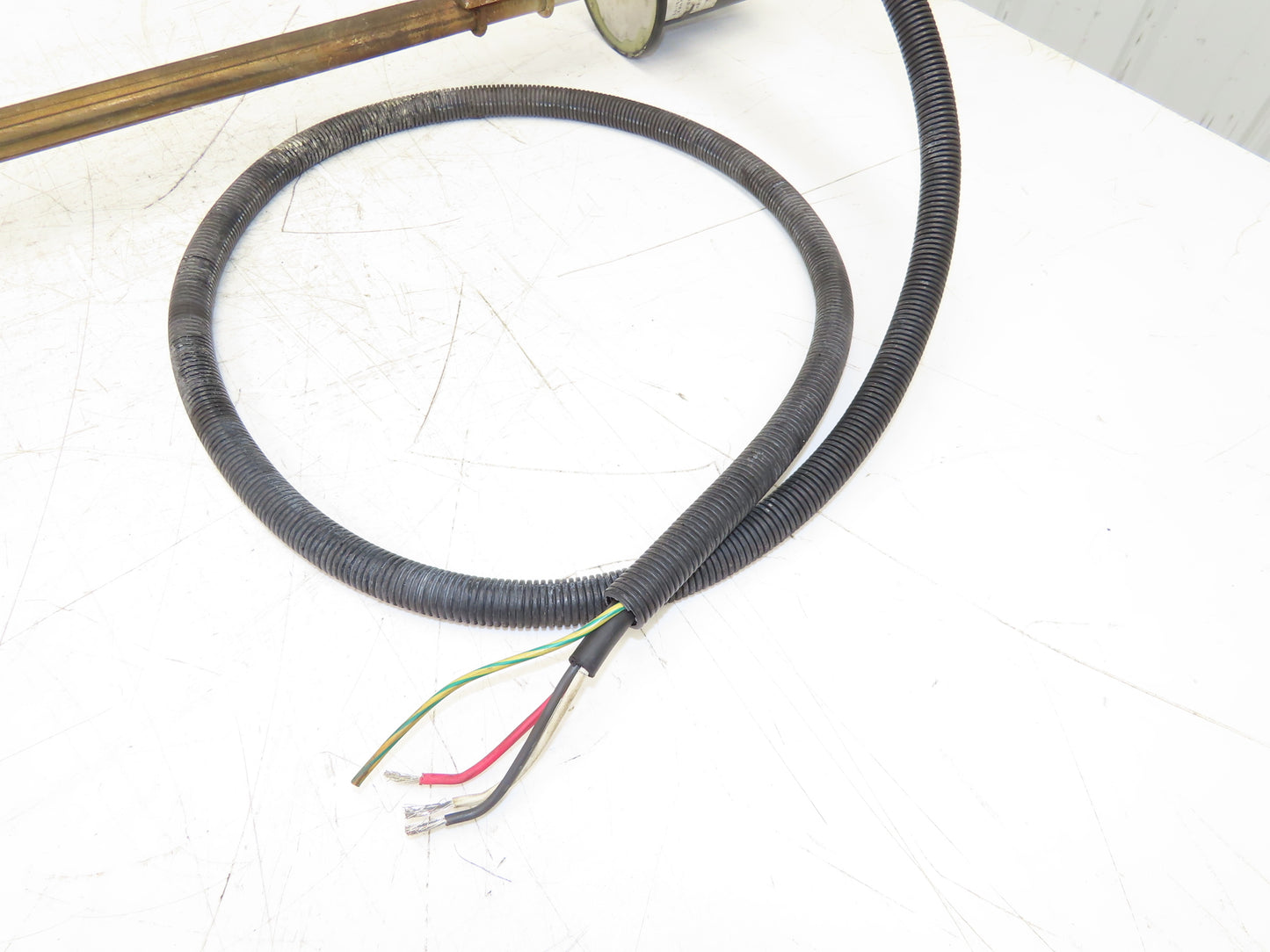 Izumi Denetsu TWSH-2320  30" Immersion Coil Water Heater 2000W 220V 3PH Flanged