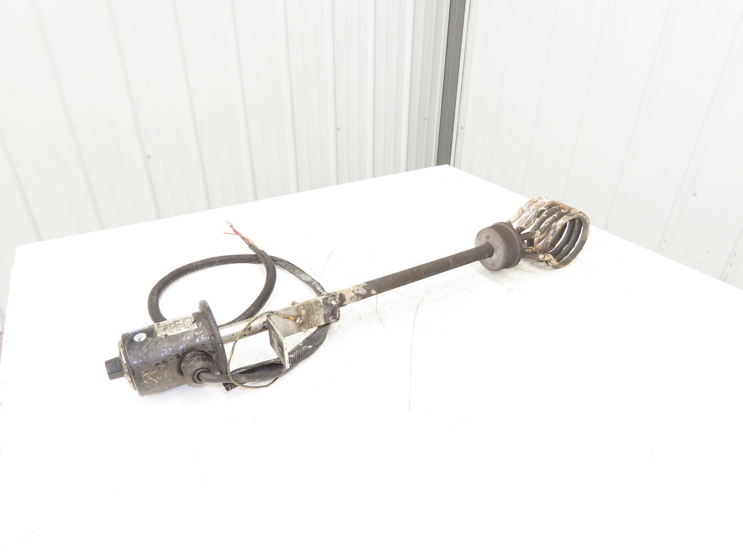 Izumi Denetsu TWSH-2320  30" Immersion Coil Water Heater 2000W 220V 3PH Flanged