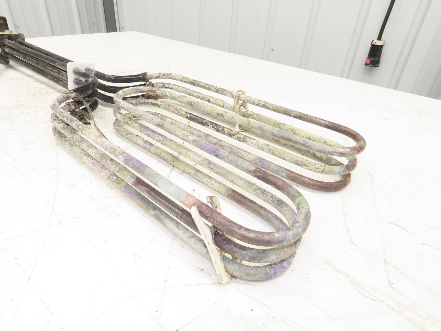 Izumi Denetsu FANH-2340  33" Immersion Element Water Heater 4000W 220V 3PH