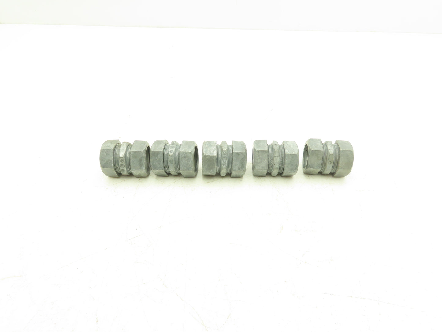 Bridgeport 261-DC 3/4" EMT Compression Coupling Concrete Tight Lot of 195