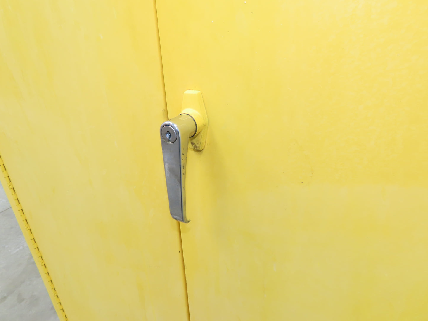 Justrite 25600 Flammable Safety Cabinet 60 Gallon Yellow Flammable Liquid