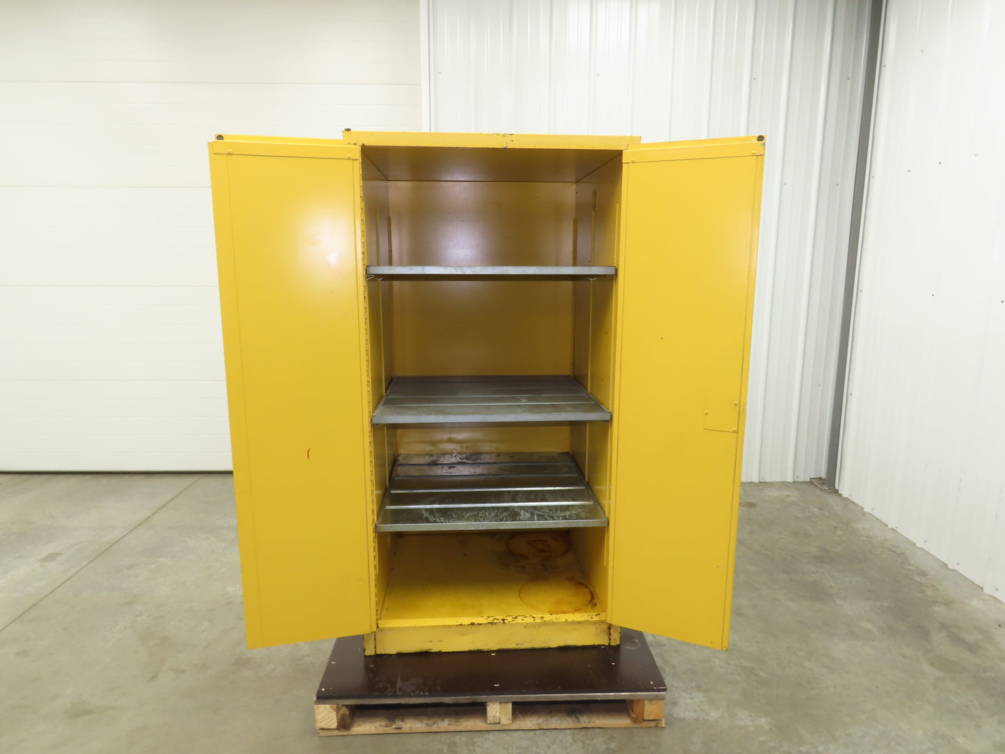Securall Flammable Safety Cabinet 60 Gallon Yellow Flammable Liquid