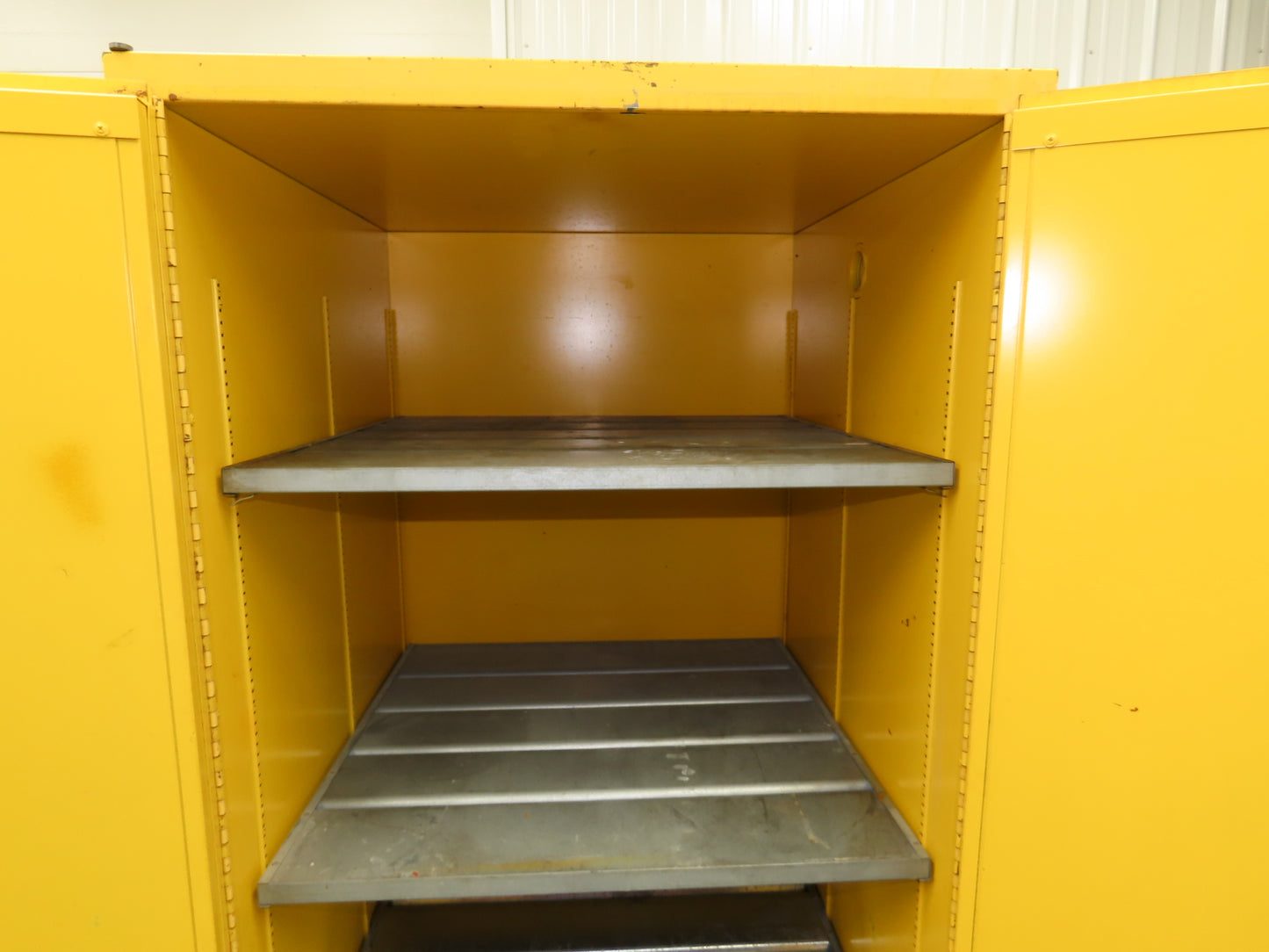 Securall Flammable Safety Cabinet 60 Gallon Yellow Flammable Liquid