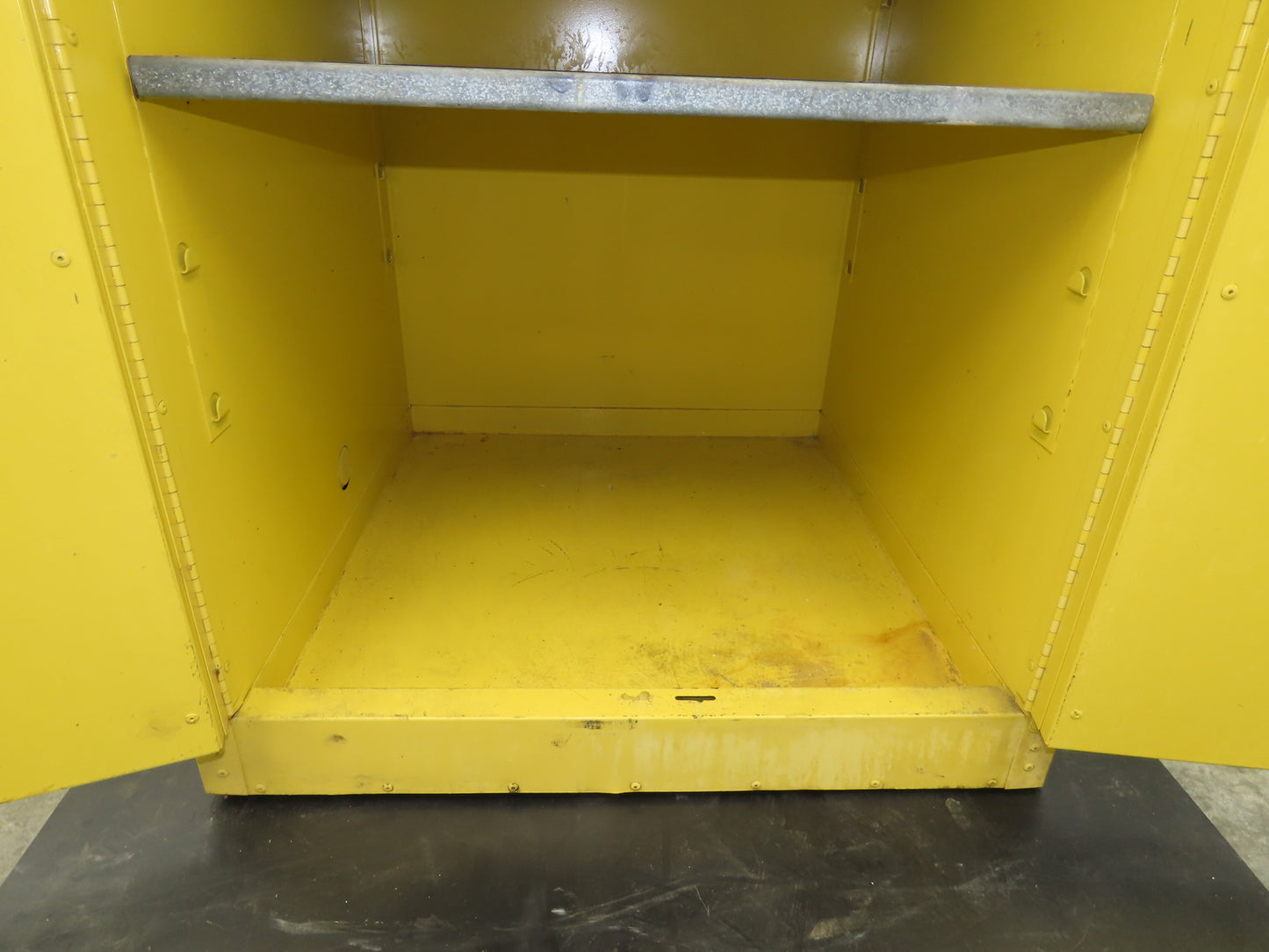 Eagle 1962 Flammable Safety Cabinet 60 Gallon Yellow Flammable Liquid