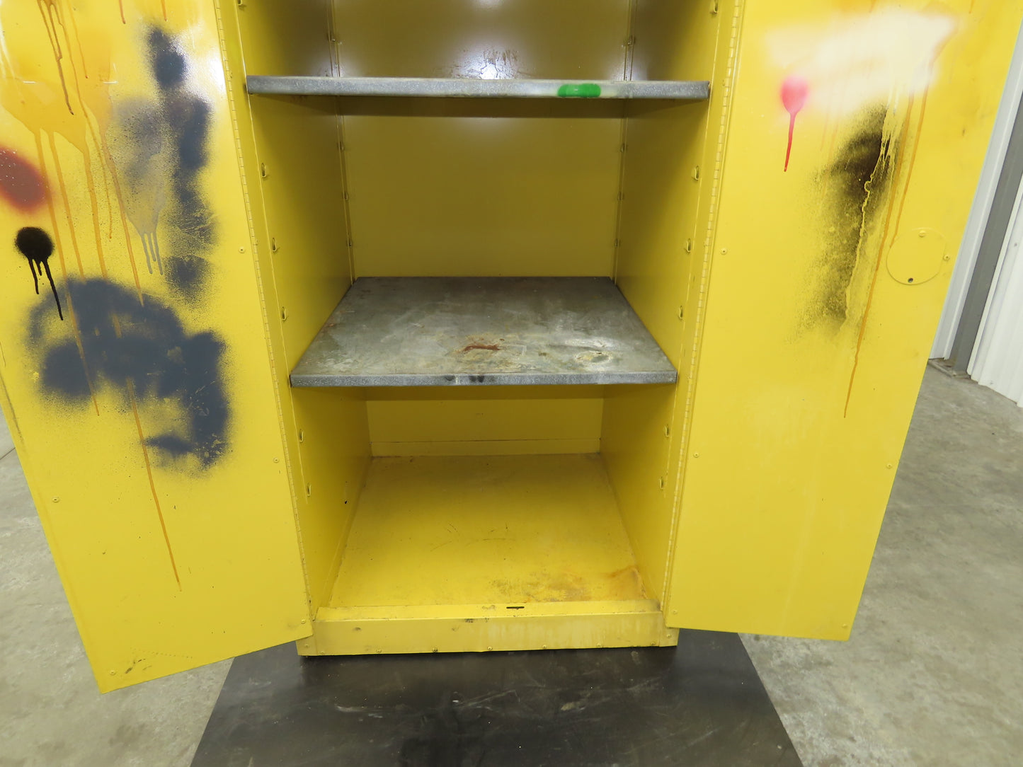Eagle 1962 Flammable Safety Cabinet 60 Gallon Yellow Flammable Liquid