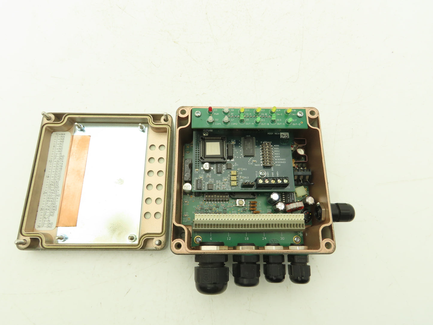 Escort Memory Systems HMS820 MUX32 Passive Reader/Writer Host Interface COM1