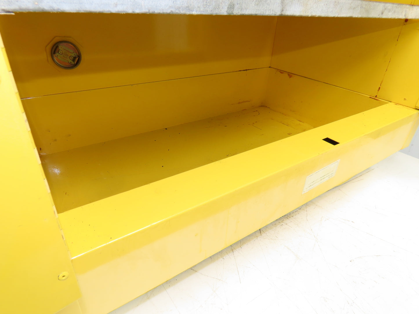 Justrite 25730 Yellow Flammable Safety Cabinet Dual Door 22 Gallon Liquid