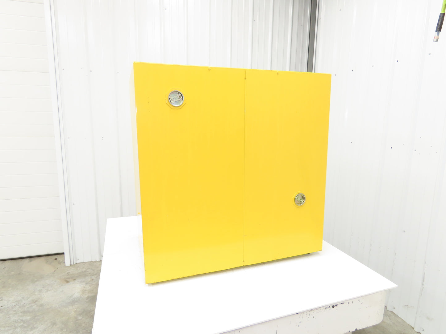Justrite 25730 Yellow Flammable Safety Cabinet Dual Door 22 Gallon Liquid