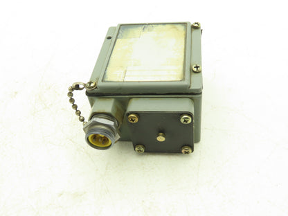Square D GXW-2 Temperature Switch 85-145° F Class 9025 Form A6 Series C No Probe