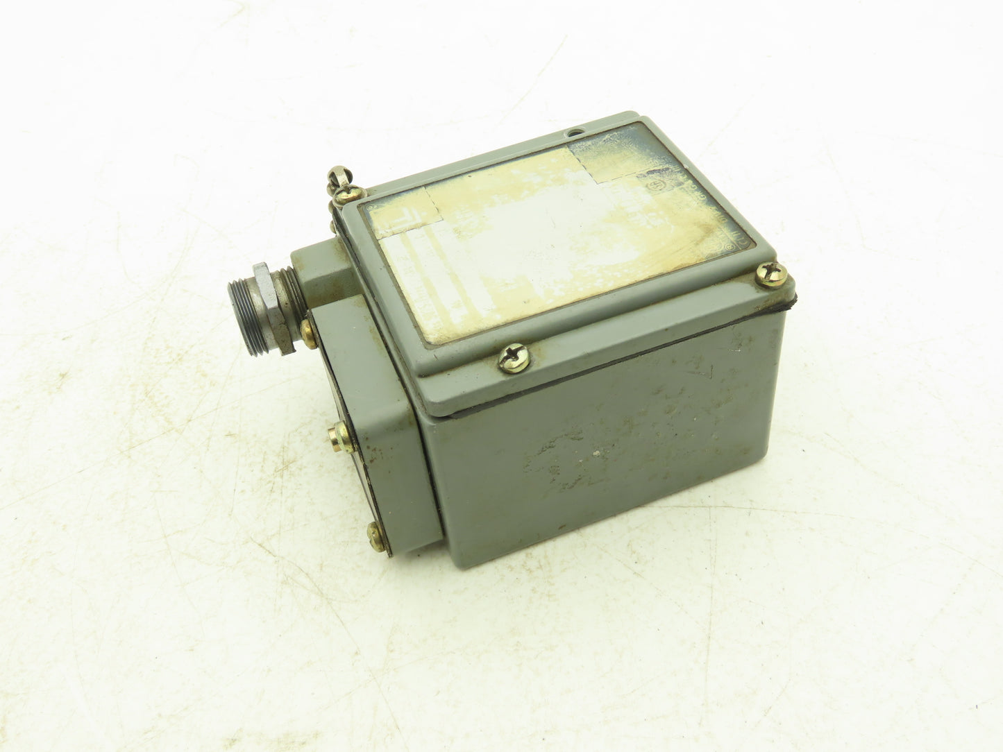 Square D GXW-2 Temperature Switch 85-145° F Class 9025 Form A6 Series C No Probe