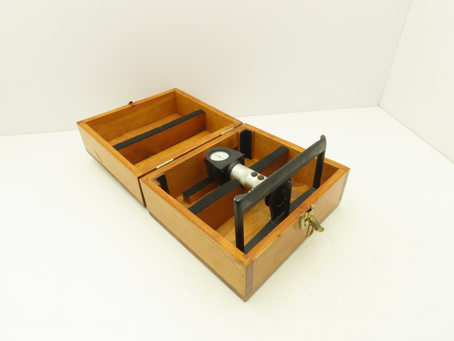 Weavexx Huyck 1200-1772 Mechanical Tensometer Wire Tension 0-90 Range Starrett