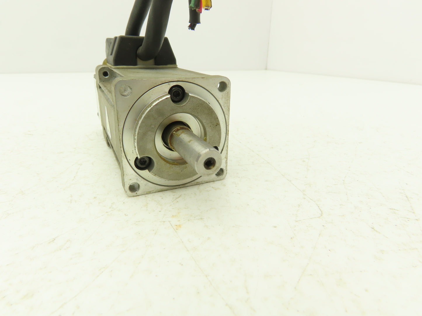 Panasonic MSMD012G1A Servo Motor 3Ph 73V 1.1A .1KW 3000RPM 200Hz 8mm Shaft