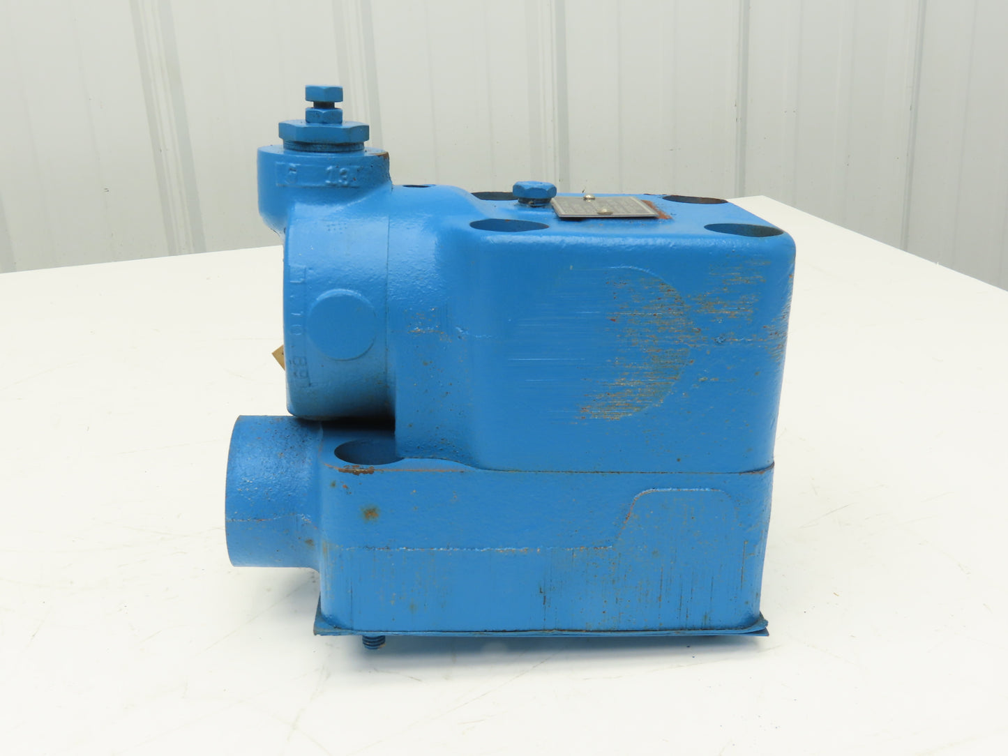 Barker Rockford 3310-2 Heco Unloading Relief Valve 65GPM Capacity 500-2000PSI