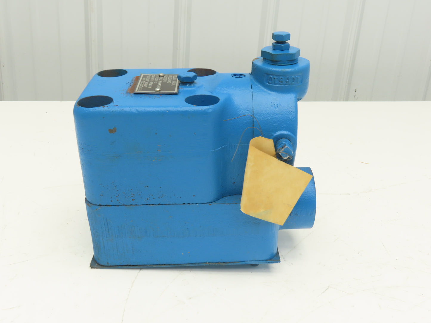 Barker Rockford 3310-2 Heco Unloading Relief Valve 65GPM Capacity 500-2000PSI