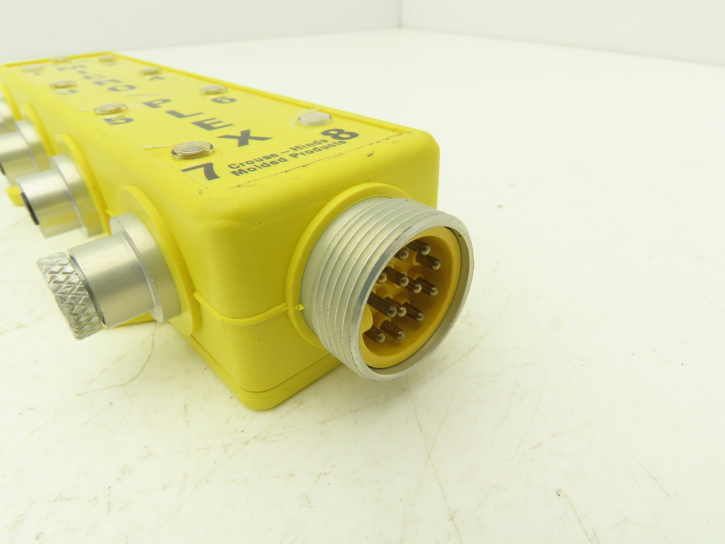 Cooper Crouse Hinds MMAS8F3L000 Micro Plex 8 Port Distribution System Base Unit