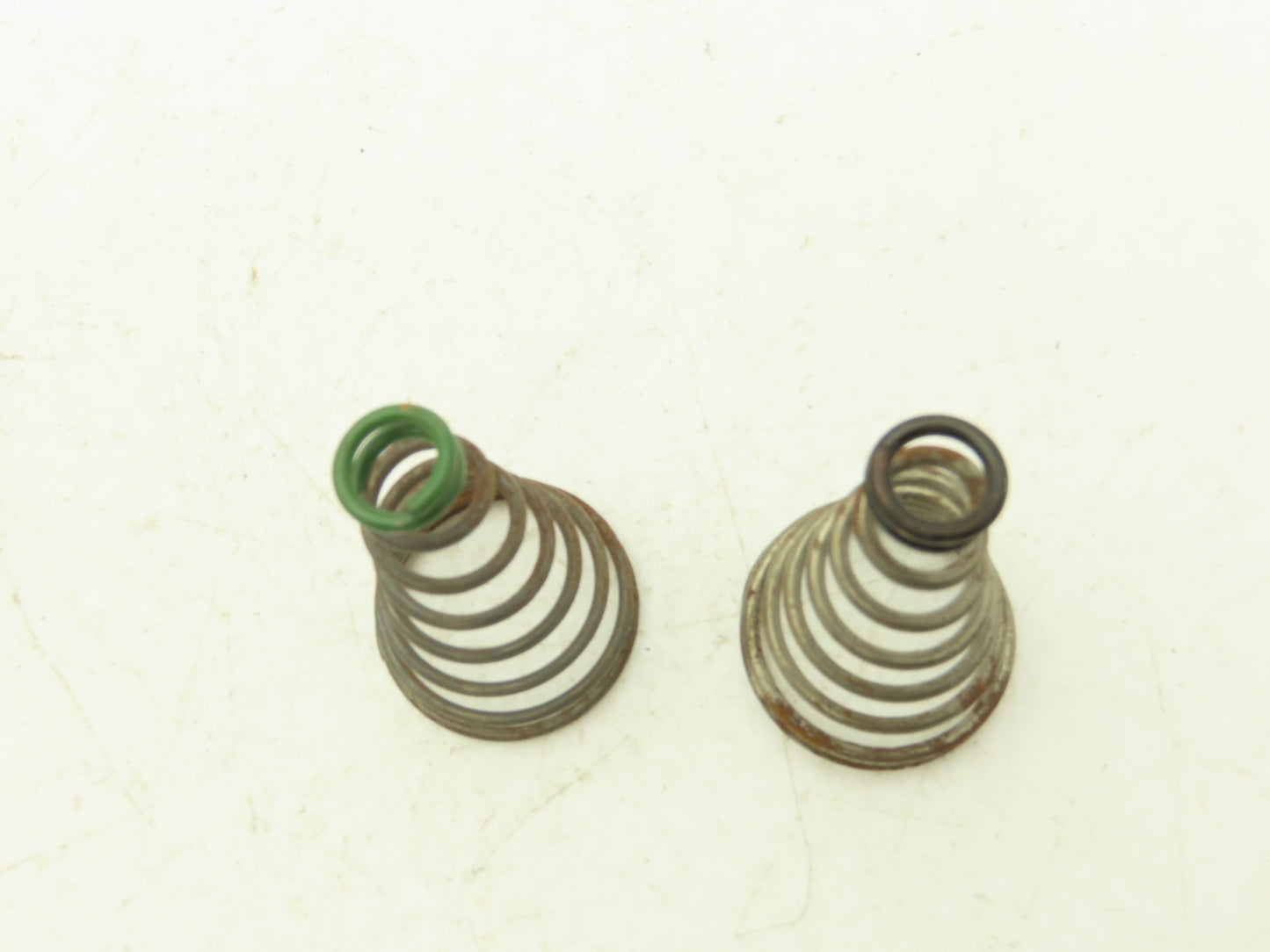 Alemite 43570-A2 Automatic Pressure Grease Cup W 2 Extra Variable Springs