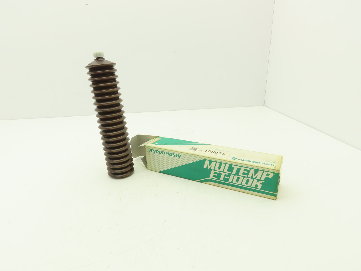 Kyodo Yushi 303045 Sumitomo Grease Cartridge Multemp ET-100K 400G