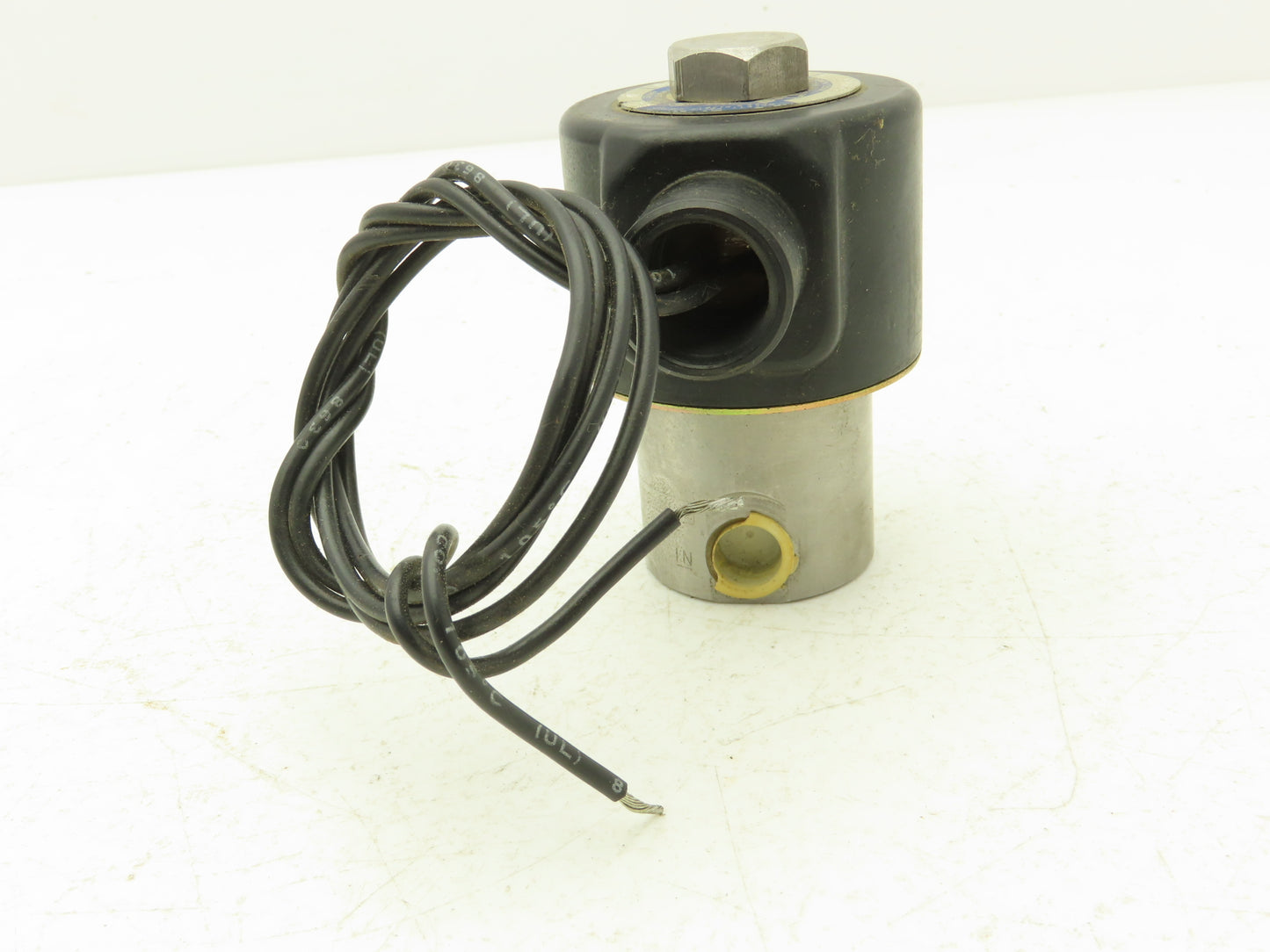 Peter Paul Electronics 72R9DCV Solenoid Valve 240V 60Hz 18 W 100PSI 1/4" Ser DQ