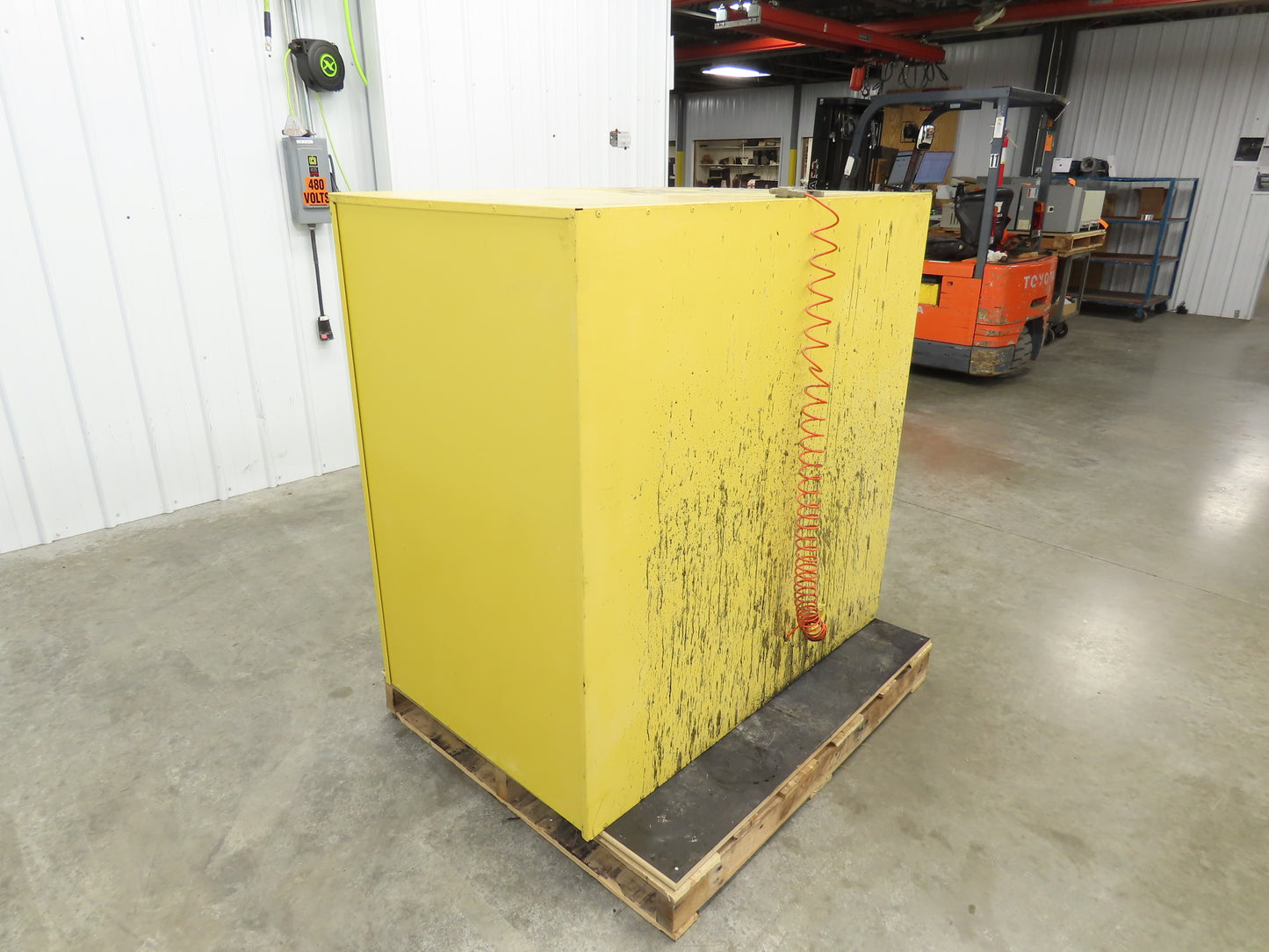 Eagle 1928 Flammable Safety Cabinet 55 Gallon In Use Horizontal Drum
