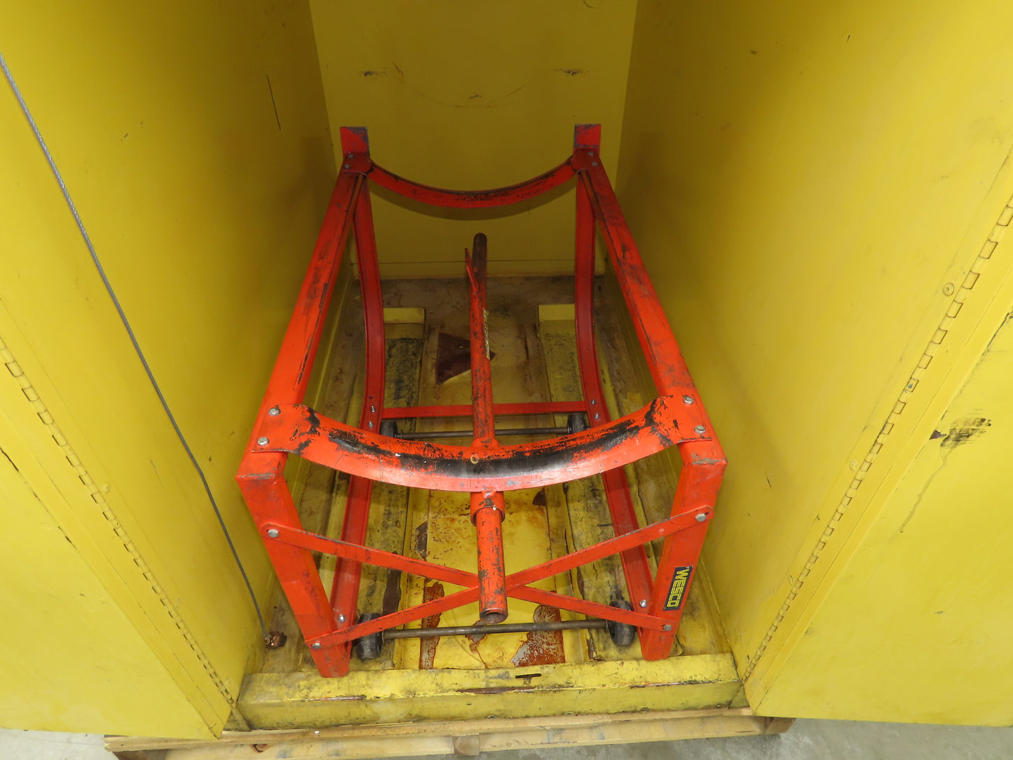 Eagle 1928 Flammable Safety Cabinet 55 Gallon In Use Horizontal Drum