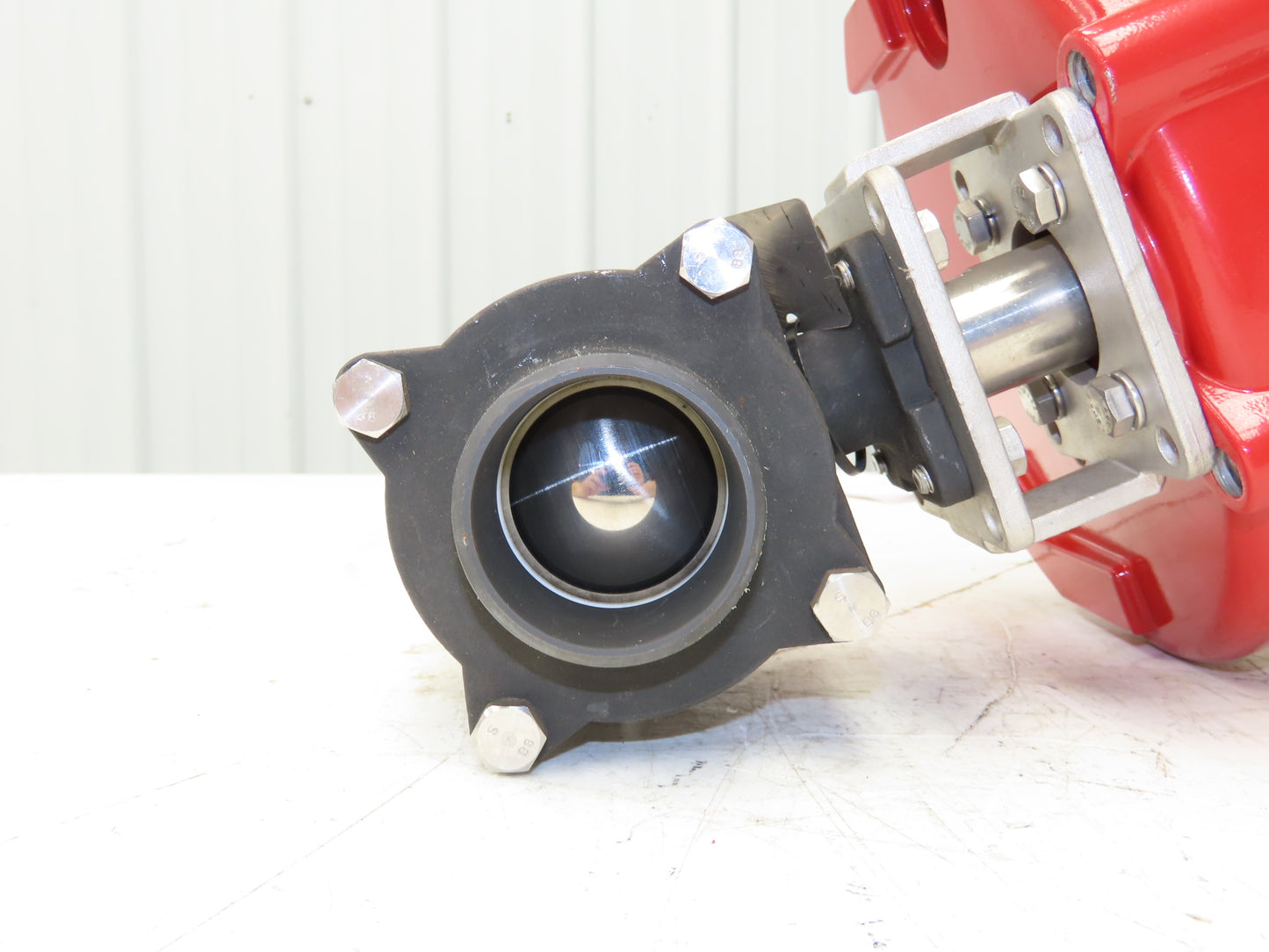 Bray Series 70 Electric Actuator 70-0081-113D0-536 w/ 2" NPT 3-Piece Ball Valve