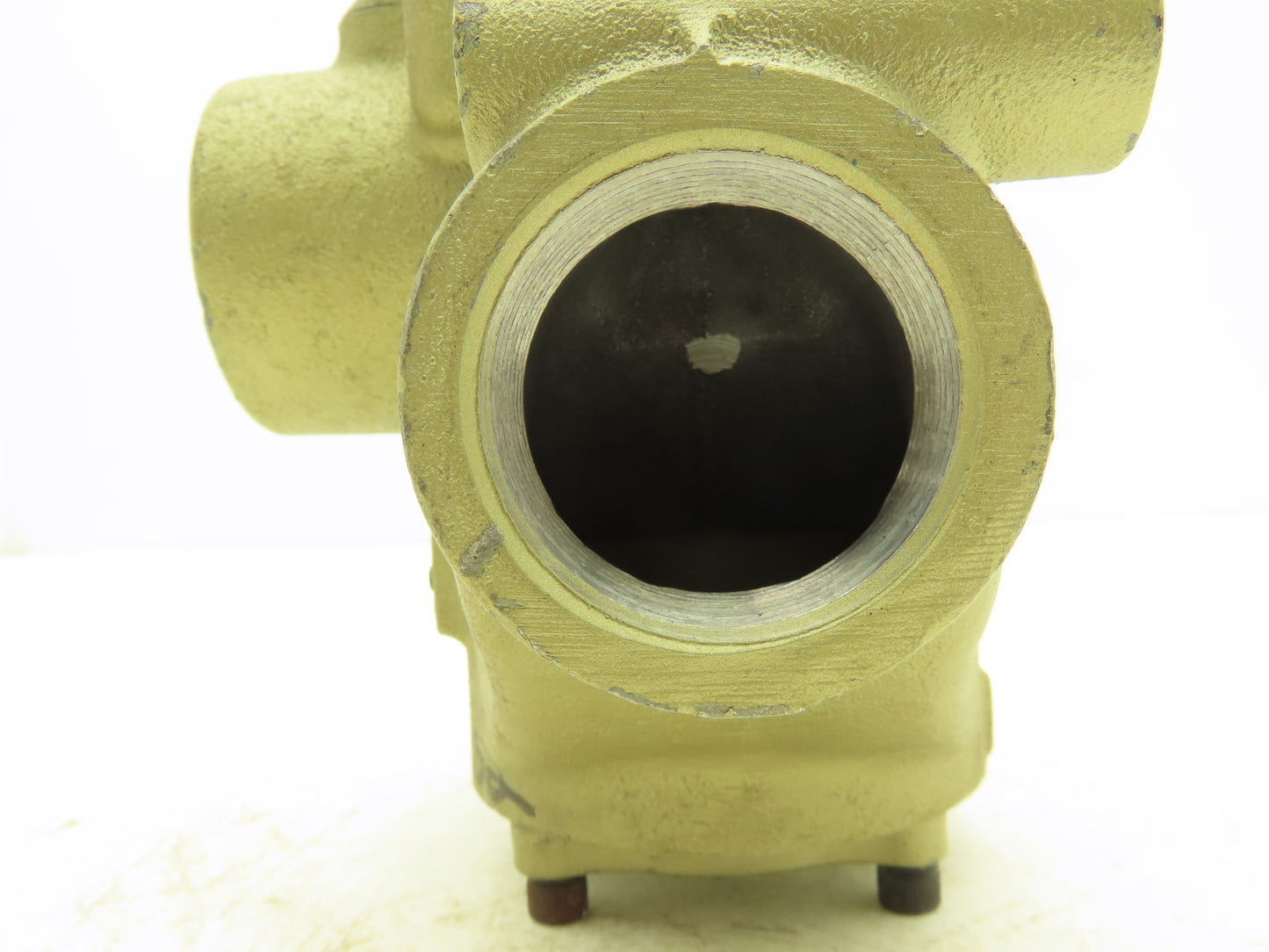 Ross 2773B8011 Pneumatic Air Poppet Directional Valve 15-150PSIG 1-1/2" NPT 110V