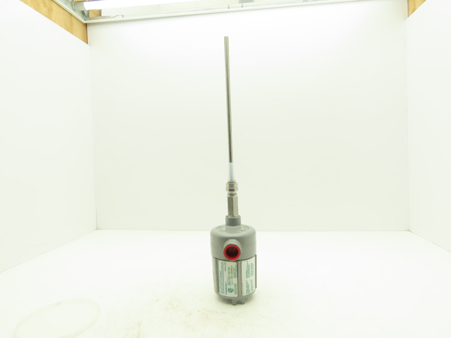 Auburn Model 2403 TriboSentry Remote Sensor 120VAC 1/16Amp 50/60Hz 250V Contacts