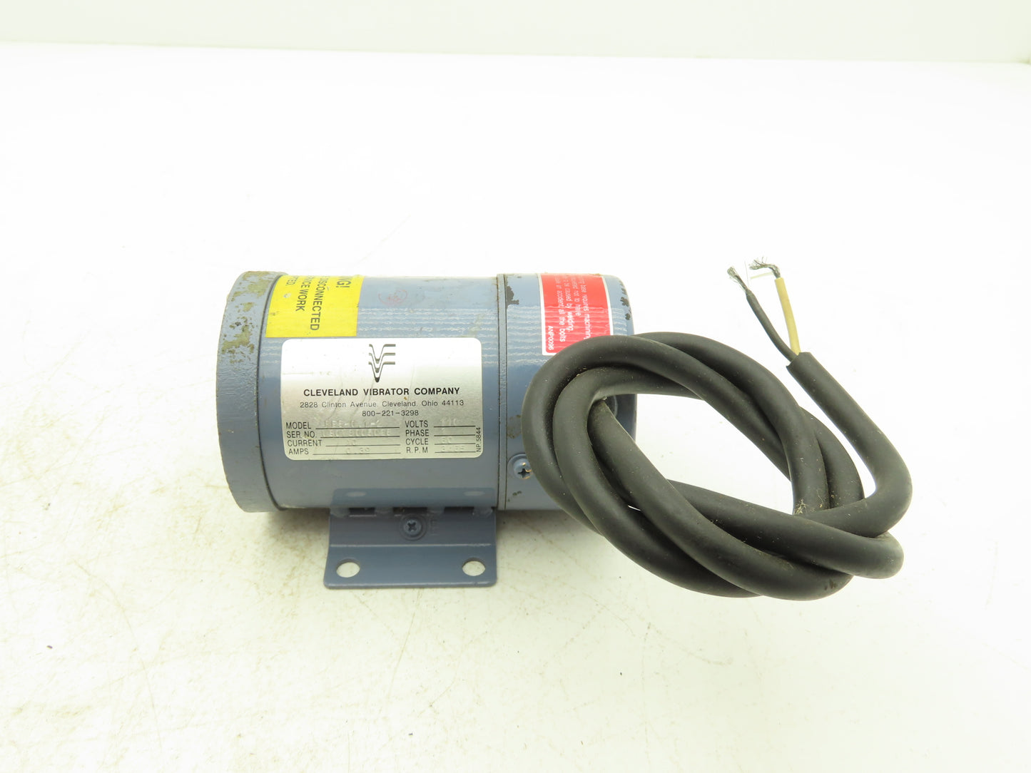 Cleveland Vibrator RES-0.1-2 Single Phase Rotary Electric Vibrator 3165RPM