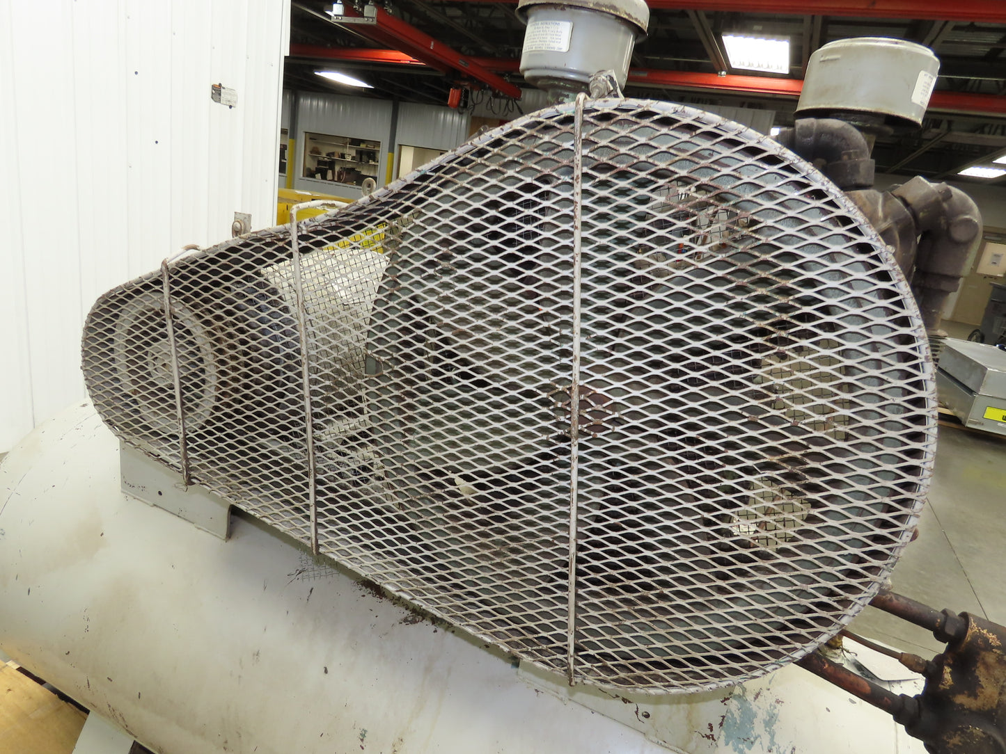 Speedaire Dayton Two Stage Air Compressor 3Ph 230/460V 10Hp 200PSI 120Gal Tank