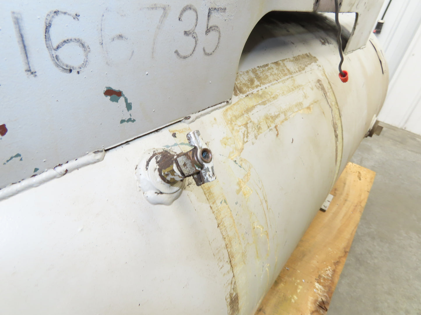 Speedaire Dayton Two Stage Air Compressor 3Ph 230/460V 10Hp 200PSI 120Gal Tank