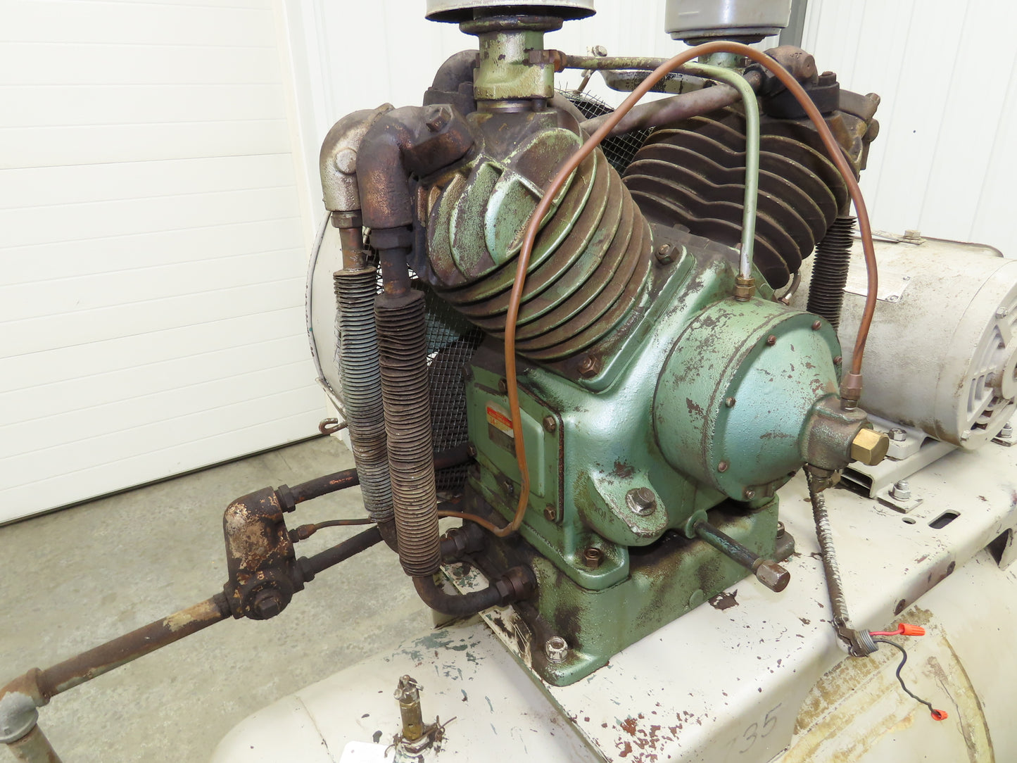 Speedaire Dayton Two Stage Air Compressor 3Ph 230/460V 10Hp 200PSI 120Gal Tank