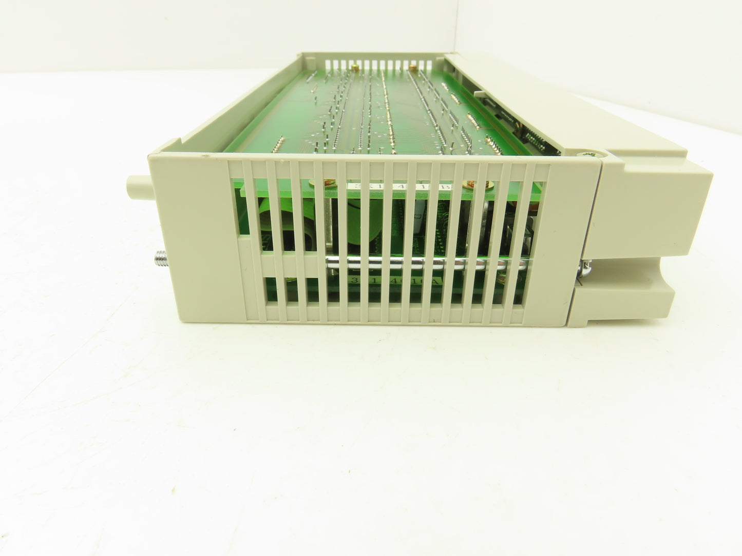 Sharp ZW-64S2 Output I/O Module DC 5/12/24VDC W/ 3K144010B Printed Circuit Board