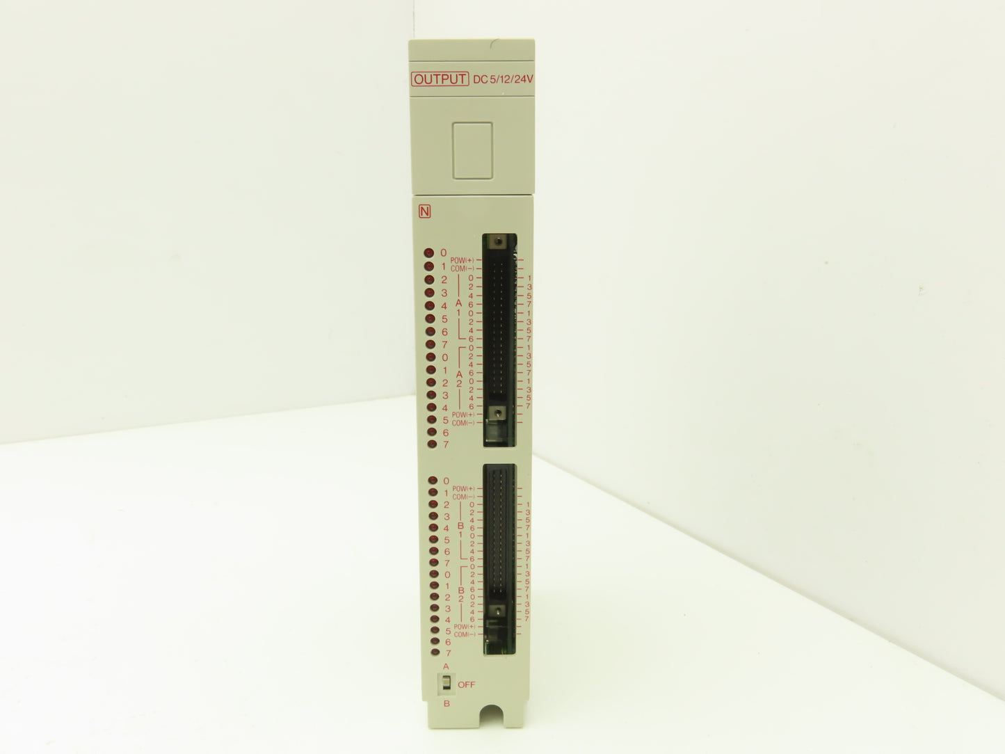 Sharp ZW-64S2 Output I/O Module DC 5/12/24VDC W/ 3K144010B Printed Circuit Board