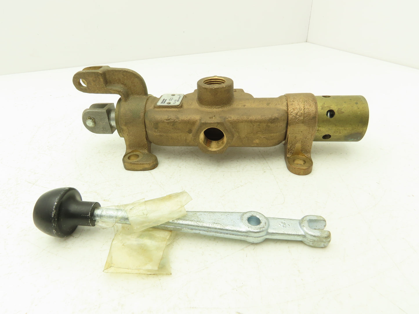 Schrader Bellows M07444943 Pneumatic Manual Air Valve Roller Lever Spring Return