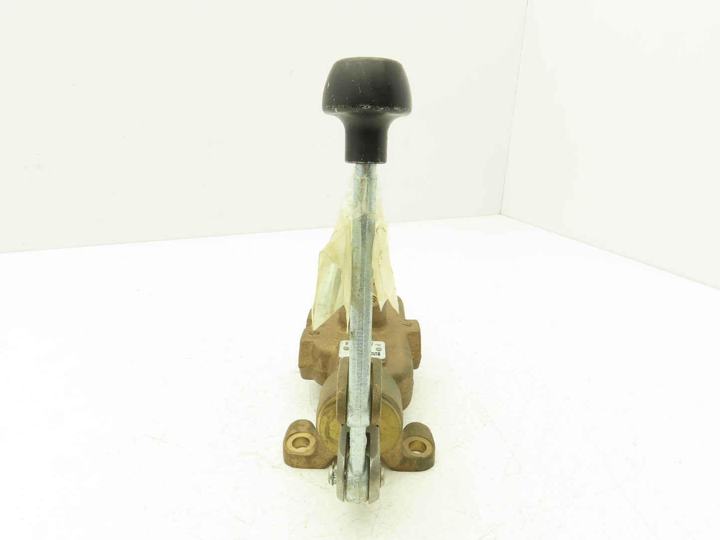 Schrader Bellows M07444943 Pneumatic Manual Air Valve Roller Lever Spring Return