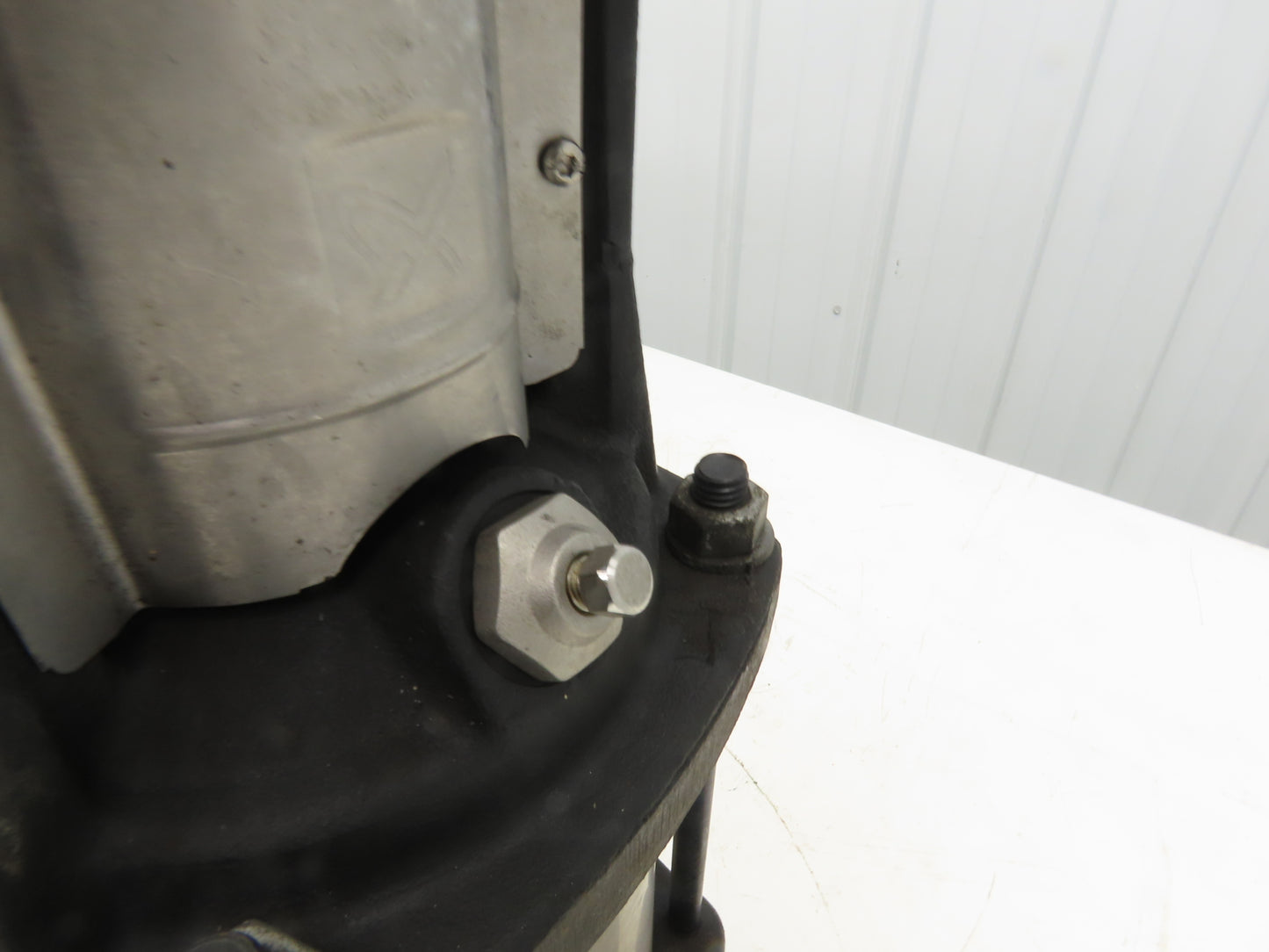 Grundfos CR3-10 A-FGJ-A-V-HQQV Inline Centrifugal Pump 1-1/4" Flanged 230/460V