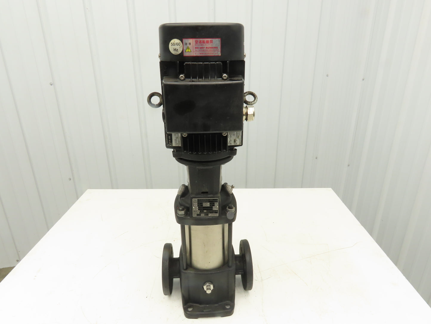 Grundfos CR3-10 A-FGJ-A-V-HQQV Inline Centrifugal Pump 1-1/4" Flanged 230/460V
