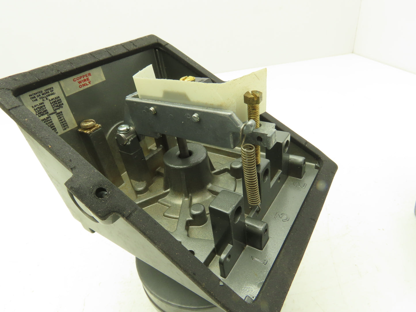 United Electric J400K 559 9990 Differential Pressure Switch Adjustable Deadband